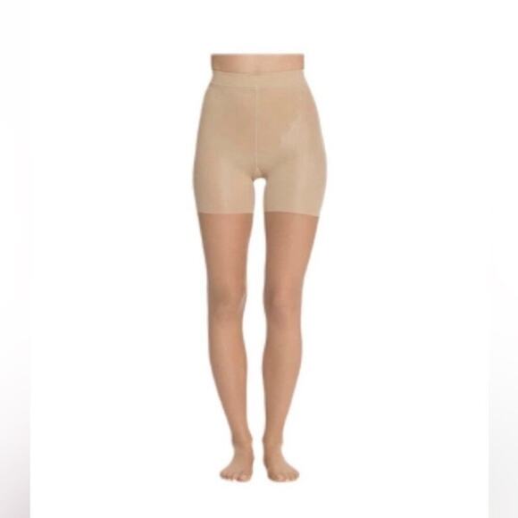 SPANX Assets by Sarah Blakely Hi-Waist Mid-Thigh Shaper Nude Color Tights
Size 5 - Picture 2 of 8